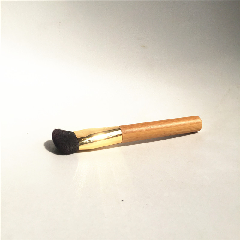 

TT-Series Bamboo Balancing Act Foundation Brush - Soft Synthetic Hair Flawless Finish Brush - Beauty makeup brushes Blender