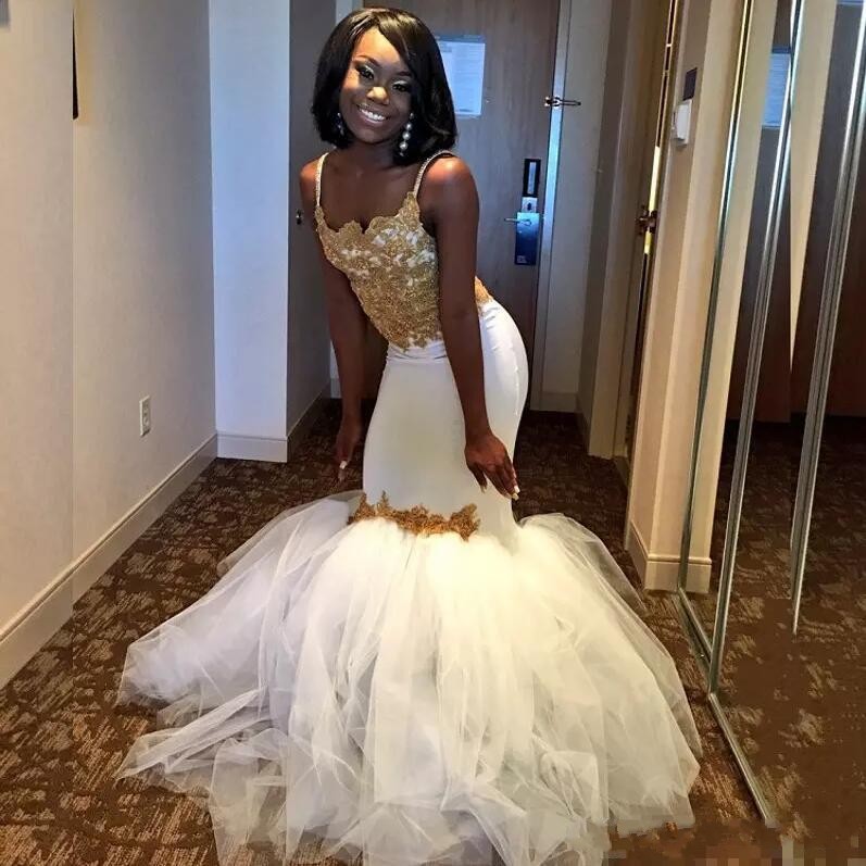 

2021 Sexy Mermaid Prom Dresses African Evening dresses With Tulle Puffy Skirt Spaghetti Straps Lace Corset Arabic Party Gowns, Green