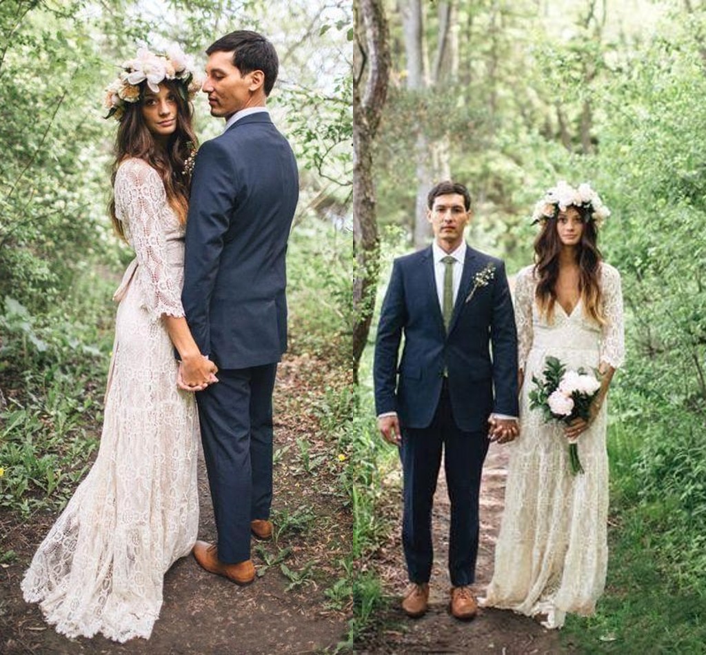 

2018 Boho Wedding Dresses Cheap Deep V Neck Lace Long Sleeve Country Beach Wedding Bridal Gown Custom Made, Champagne