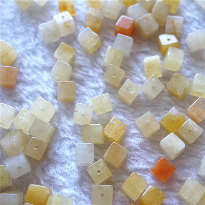 

DIY Jewelry Making Loose Beads Natural Yellow Jade 4/6mm Square Cube With Through Hole Gemstones 100pcs/lot