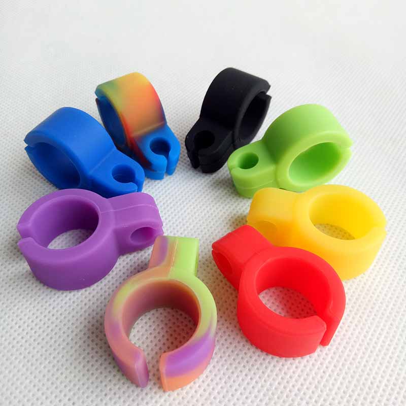 

Silicone Cigarette holder Tobacco Ring Smoking Pipe Tools accessories 8 colors For Hookahs Water Bubbler Bongs Oil RIgs