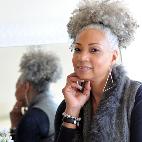 

DIVA Custom two tone mixed Silver grey human hair Ponytail Clip ins afro kinky curly gray hair Ponytails Extensions drawstring ponytail