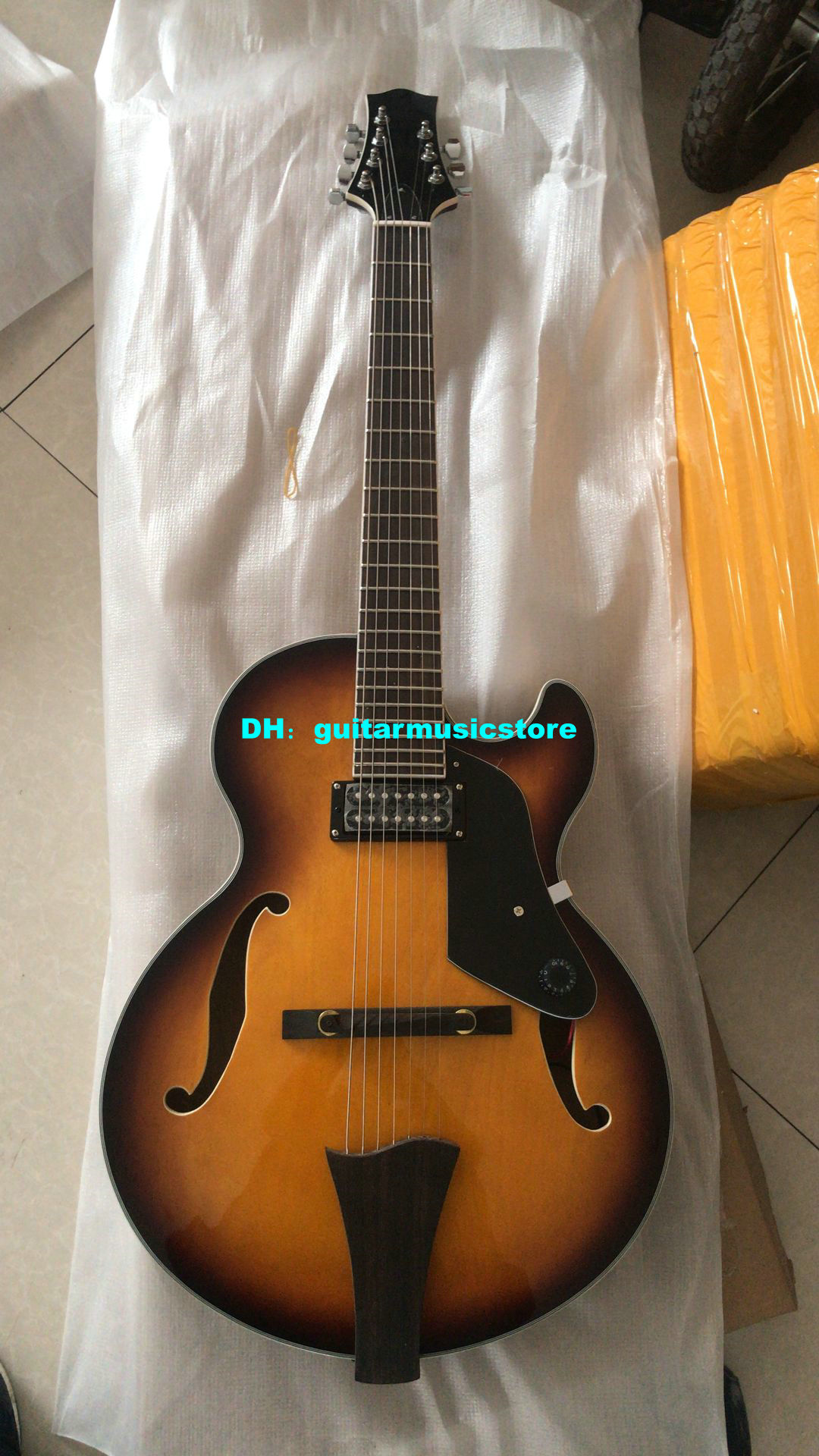 

New 7 Strings Hollow Jazz Electric Guitar VS Sunburst Top Musical instruments