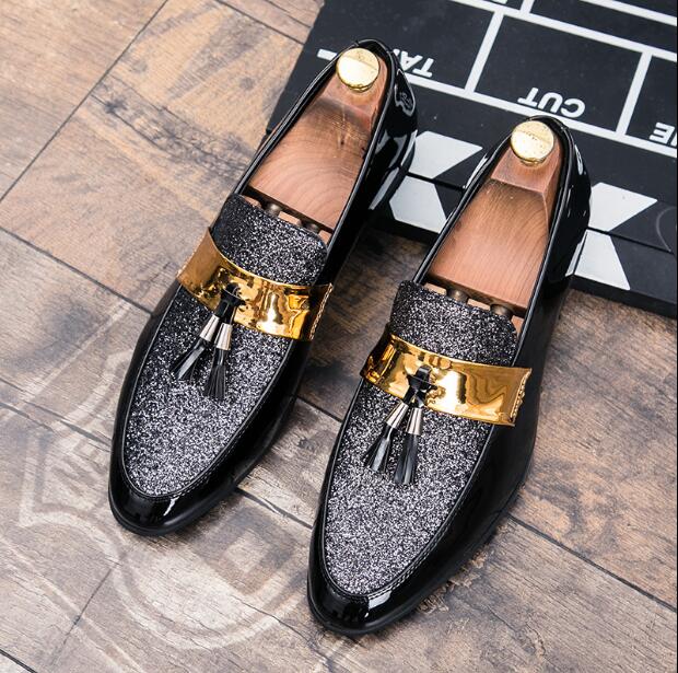 

NEW style Fashion Flats Handmade Shiny Black Party Wedding Men Loafers Classic Bullock Formal Oxford Designer Mens Dress Shoes H49, Silver