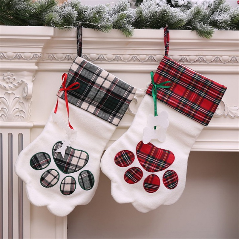 

Large Plaid Paw Christmas Stocking for Dog Cat Christmas Gift Bags Xmas Tree Ornaments New Year Decoration navidad