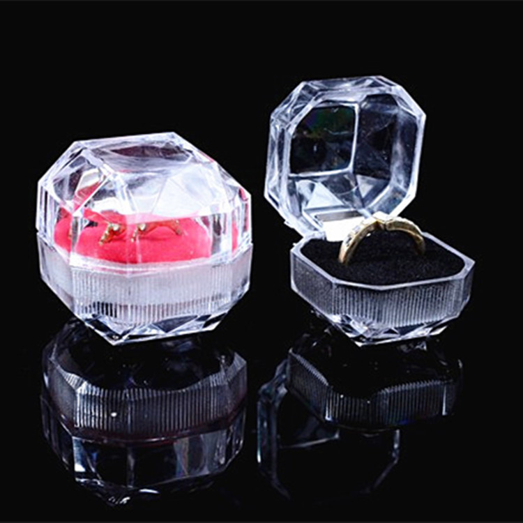 

Acrylic transparent crystal rings earrings boxes for Wedding with white red black velvet octagonal shape jewelry boxes Directly sale