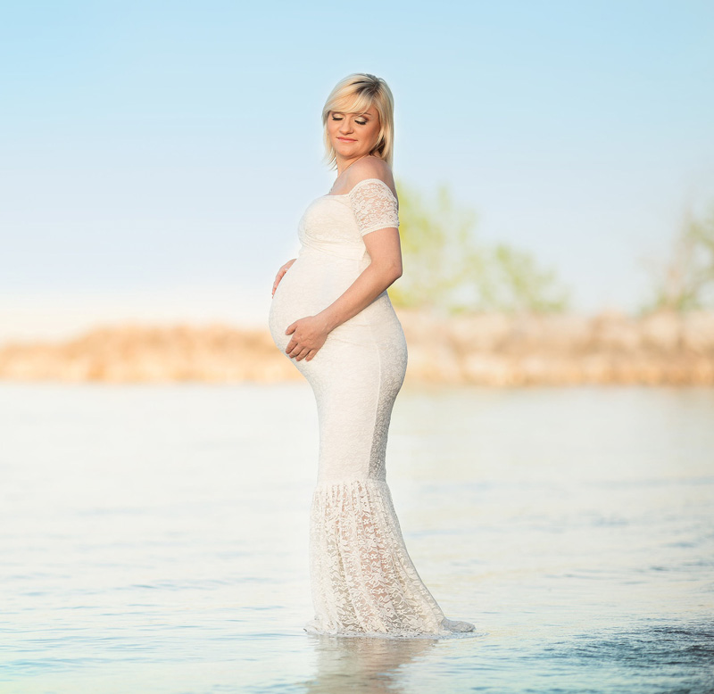 

Lace maternity gown Fitted Mermaid Style Lining Maternity Slim Fit Baby Shower Dress Maternity Photo Props Wedding gown, Apricot