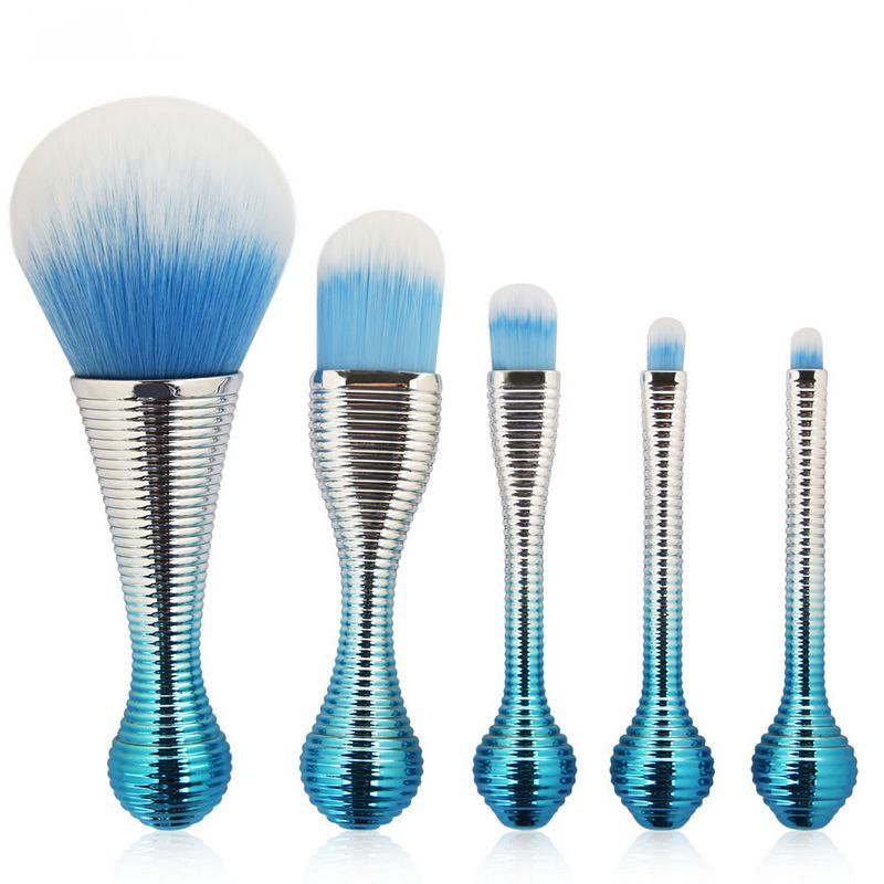 

MAANGE 5Pcs Mini Cute Makeup Brushes Set Cosmetic Powder Foundation Eye Shadow Blush Concealer Lip Beauty Travel Make Up Brush