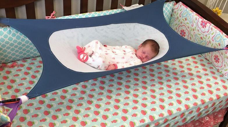 newborn baby sleeping bed