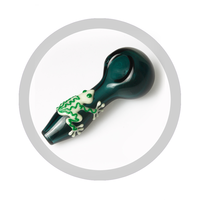 

2018 New Tobacco hand pipes frog UV glass pipe spoon pipes smoking heady glass pipes pocket tobacco pipe free shipping