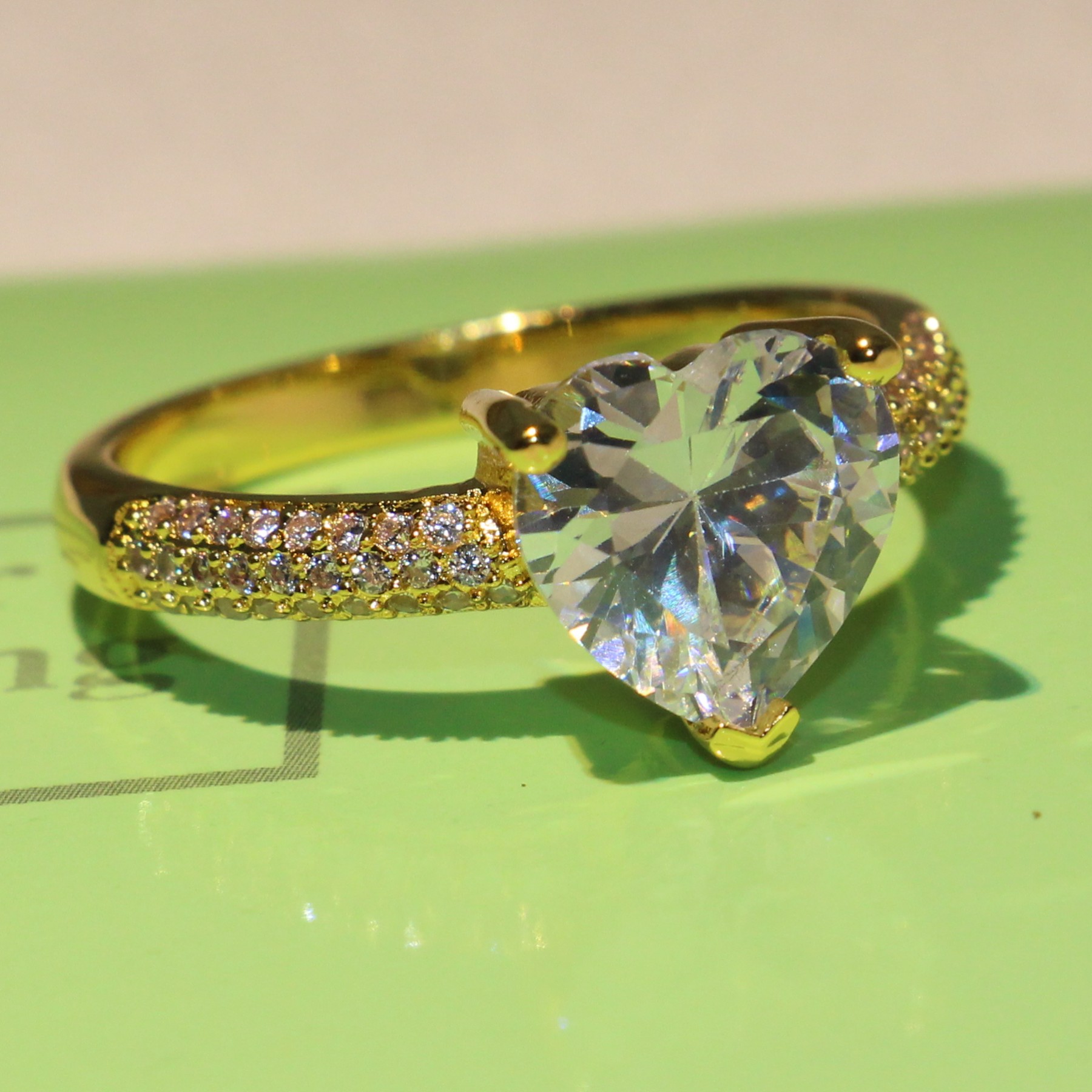 

2018 New Arrival Promise Ring for Women Sparkling Jewelry 925 Sterling Silver&Yellow Gold Filled White Topaz CZ Female Heart Band Ring Gift