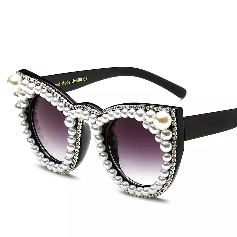 Vintage Women Cat Eye Pearl Sunglasses with Rhinstones Lunette Soleil Femme UV400 Cateye Crystal Sun Glasses Female Brand Shades