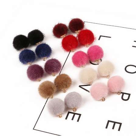

30pcs/lot Mixed Color Fur Covered Ball Beads 15mm Pompom Charms Pendant for Earring Bracelet Necklace DIY Jewelry Making