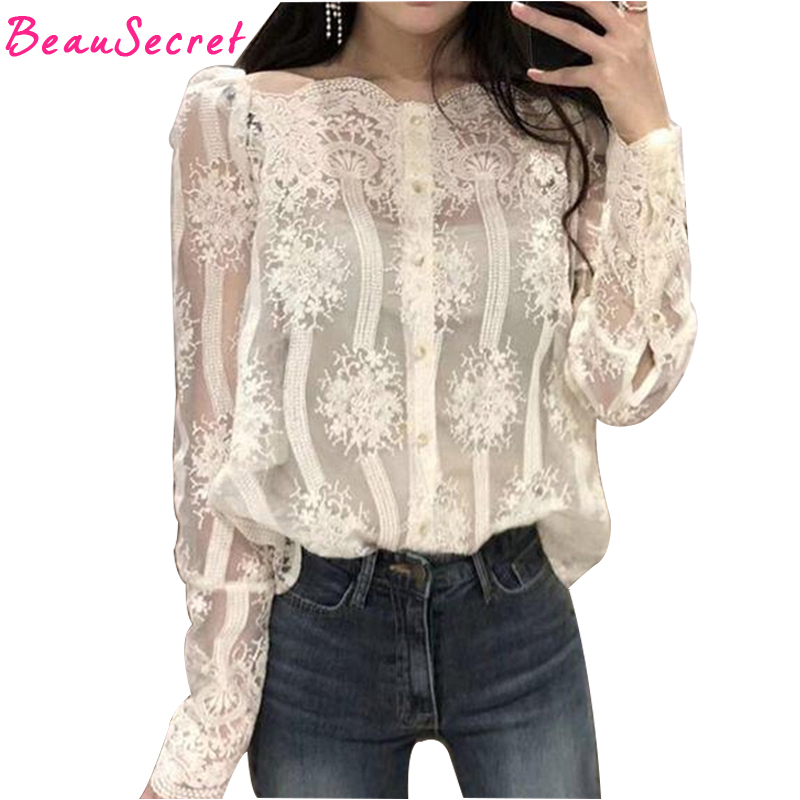 

2018 Summer New Women Sexy Lace Blouse Flower Lace Tops Plus Size off shoulder blouse shirts, Beige