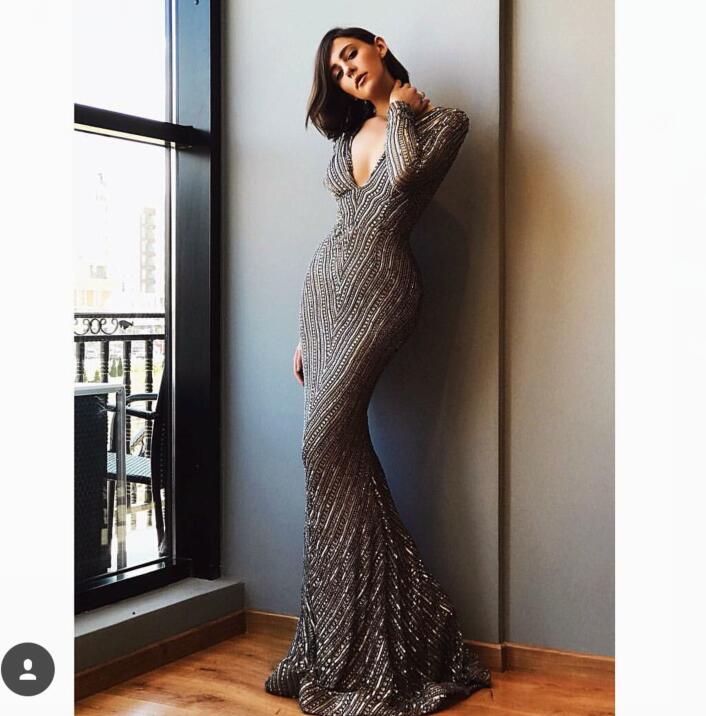 

evening dress yousef aljasmi kim kardashian capped vneck beaded feather mermaid long dress almoda gianninaazar zuhlair murad kim kardashian, Same with picture