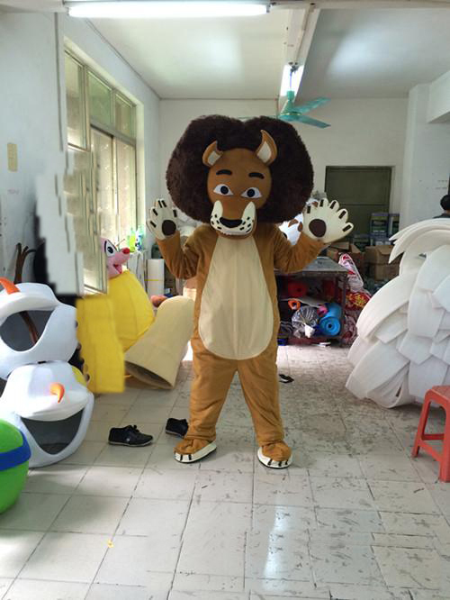 

2018 High quality hot lion mascot costume cute cartoon clothing factory customized private custom props walking dolls doll clothing, Brown