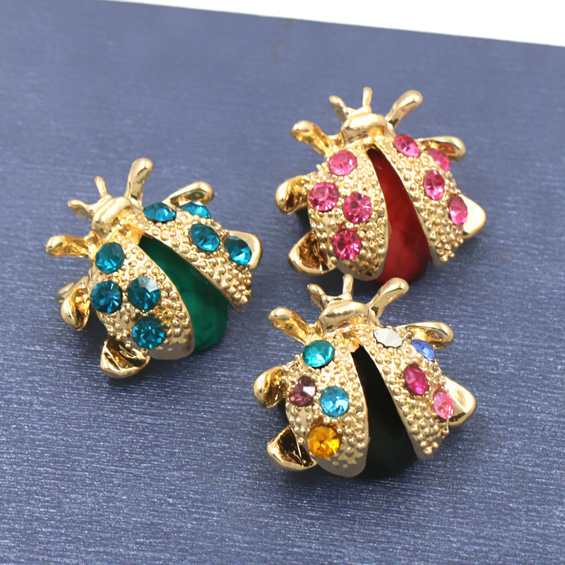 Small Size Golden Insect Brooches Pins for Women Mens Shirt Collar Clip Crystal Lapel Pins Hat Backpack Denim Badge Wholesale Breastpin Pink-image-419505782