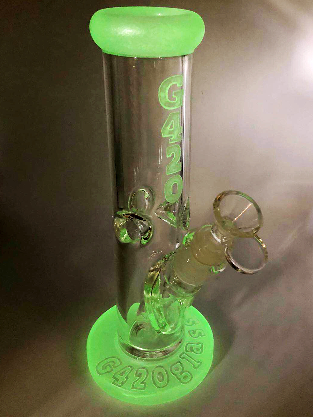 

G420 Glow in the Dark Glass Bong with Male Joint Bowl 7MM Thickness Three Different Sizes USA Stock Available! Factory Direct Seller! WP-002