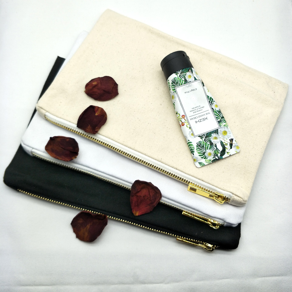 

7x10inch natural cotton canvas makeup bag black/white/ivory cosmetic bag with gold metal zip stock available from factory