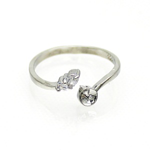 

Simple and fashionable natural pearl silver ring, adjustable ring size, pearl color can be freely matched (pearl has 28 colors)