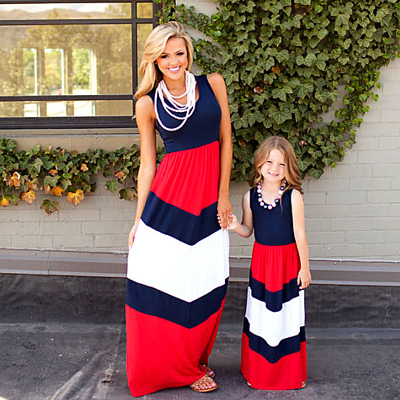 

2019 Mommy And Me Family Matching Clothes Mother Daughter Dresses Clothes Striped Mom And Daughter Dress Kids Parent Children Outfits, As shown