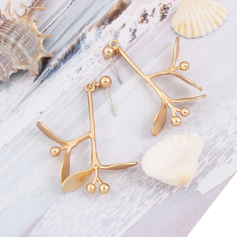 

Hypericum flower dangle earrings women S 925 silver needle Chandelier earrings jewelry golden silver Alloy surface texture accessories