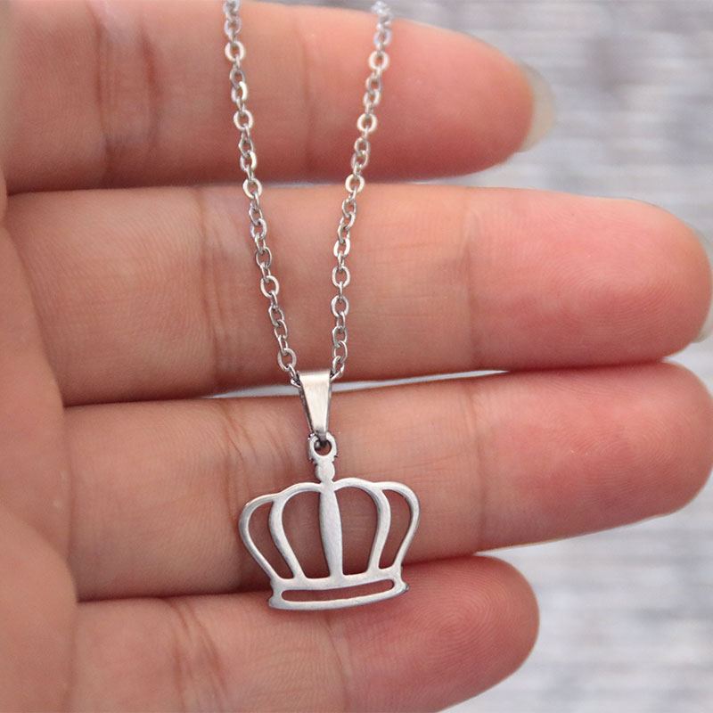 

New Arrival Simple Crown Stainless Steel Necklace Chokers Pendants Necklaces Women Kids Girls Fashion Jewelry Gift SN102