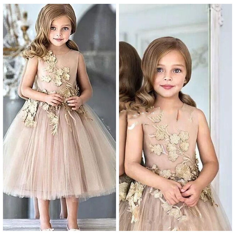 

2018 Cute A Line Flower Girls Dresses Lace Appliques Sleeveless With Flowers Formal Tulle Skirt Tea Length Girls Pageant Gown, Black