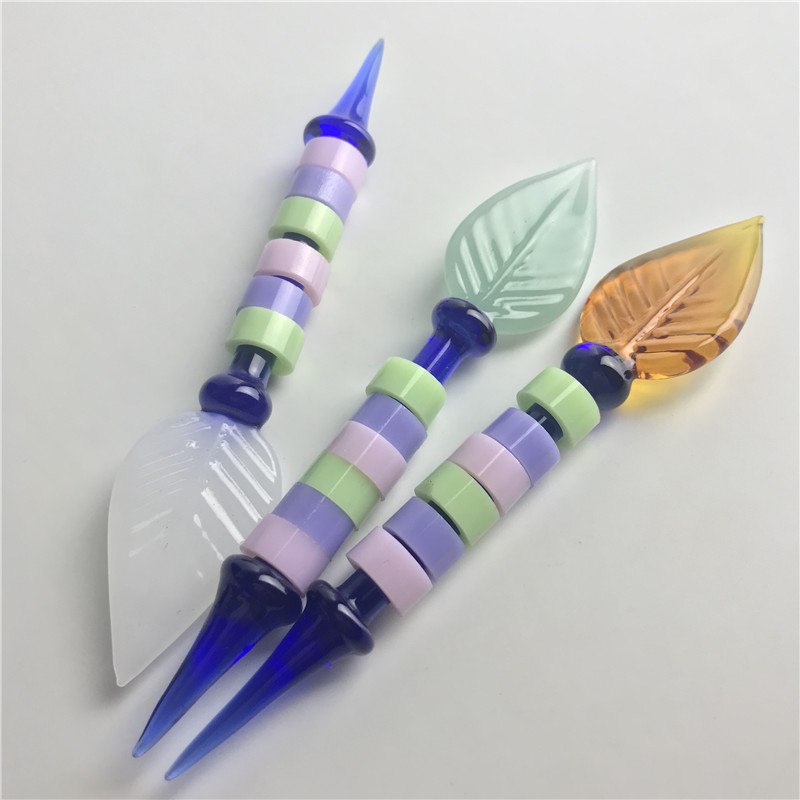 

5 Inch Colorful Dabber Tool Wax Oil Dab Tools with Hookah Thick Pyrex Glass Leaves Funny Circle for Water Smoking Vaporizer