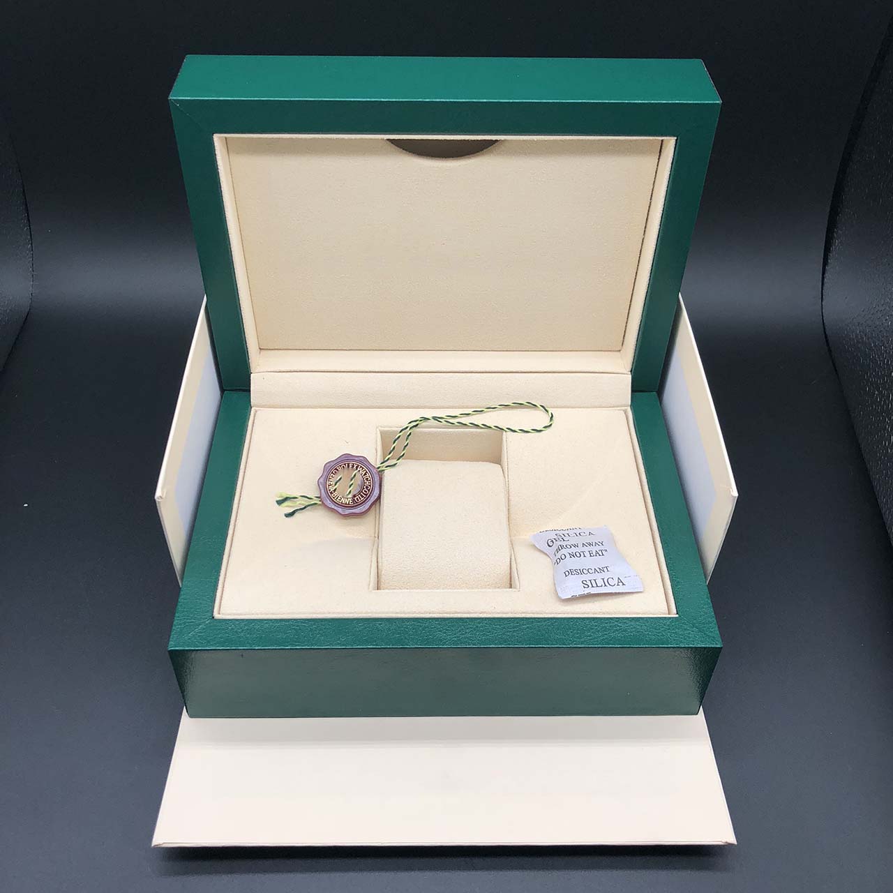 

Best Quality Dark Green Watch Box Gift Case For Rolex Watches Booklet Card Tags And Papers In English Swiss Watches Boxes Joan007