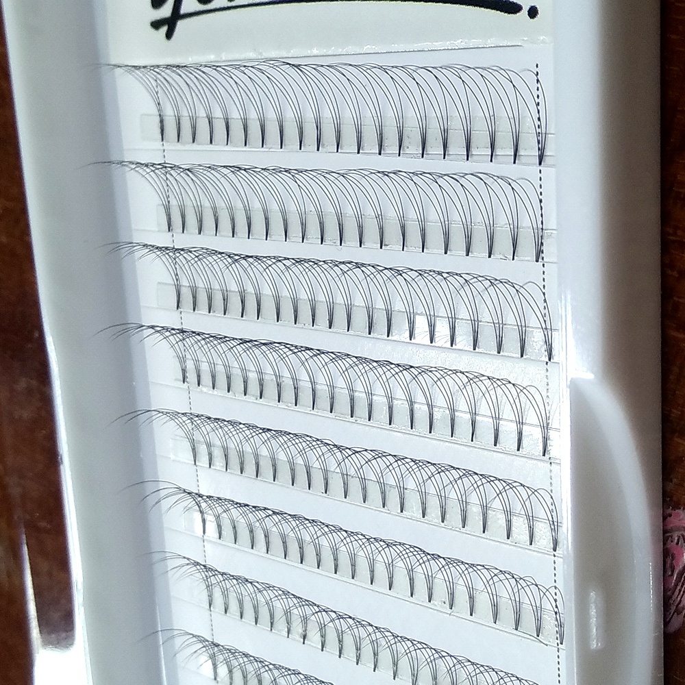 

1 Tray/Set 3D Premade Fans Volume Russian Individual Lashes Short stem lash Youcool