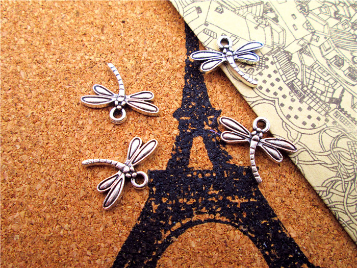 

75pcs Dragonfly Charms--antique silver DragonflyPendant,antique silver jewelry findings 26x33mm