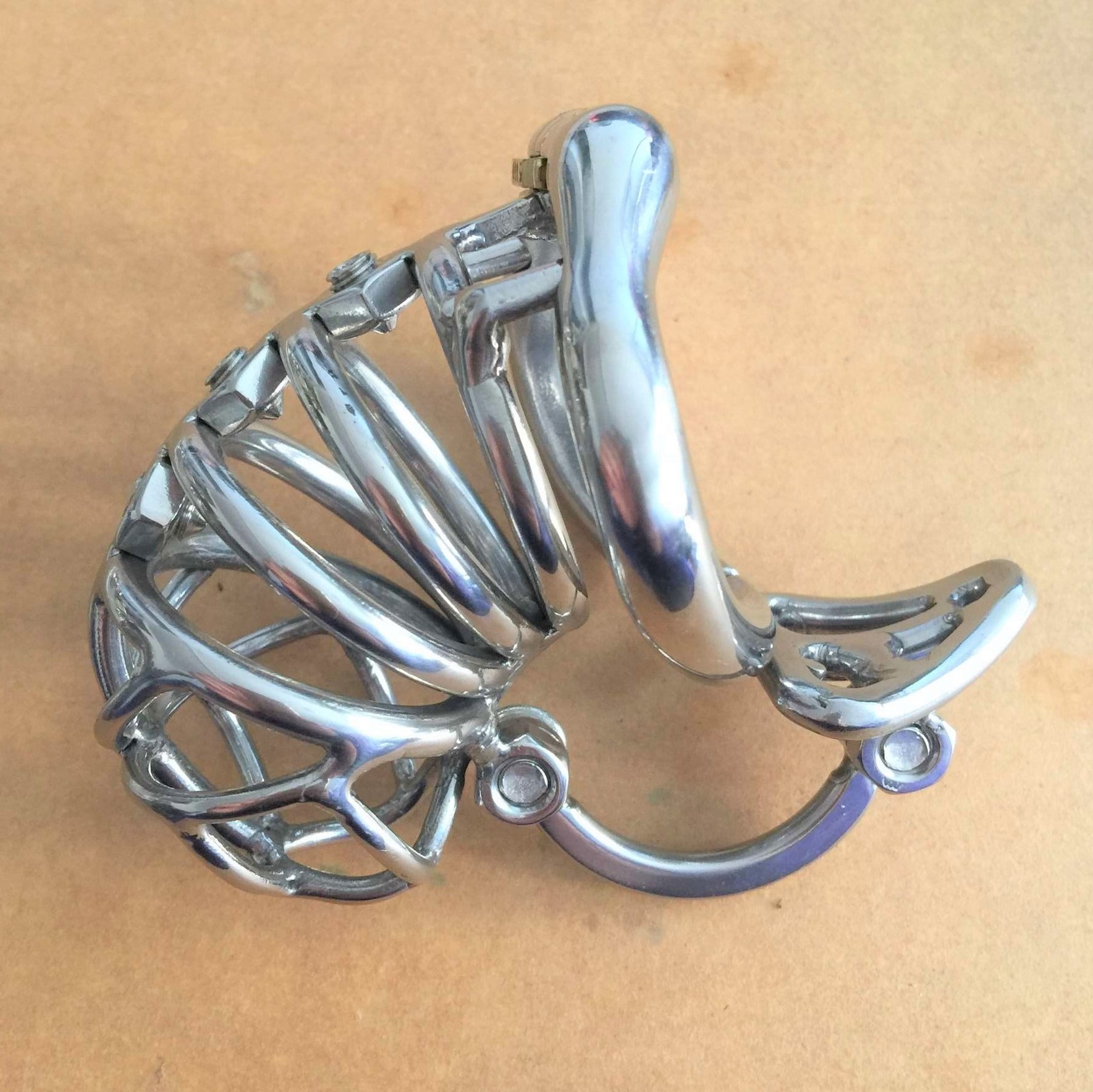 

Men's Chastity Cage Adjustable Screw Spikes Male Stainless Steel Standard Locking Belt Device 4 Optional Ergonomic Rings DoctorMonalisa C165