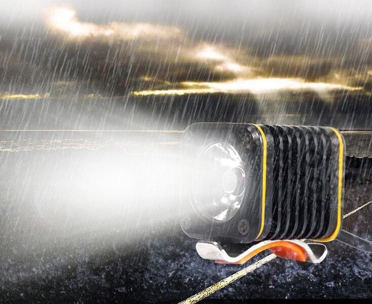 

LED bicycle lamp USB charging 5V Mini mountain bicycle headlights professional bicycle torch with medium white LED