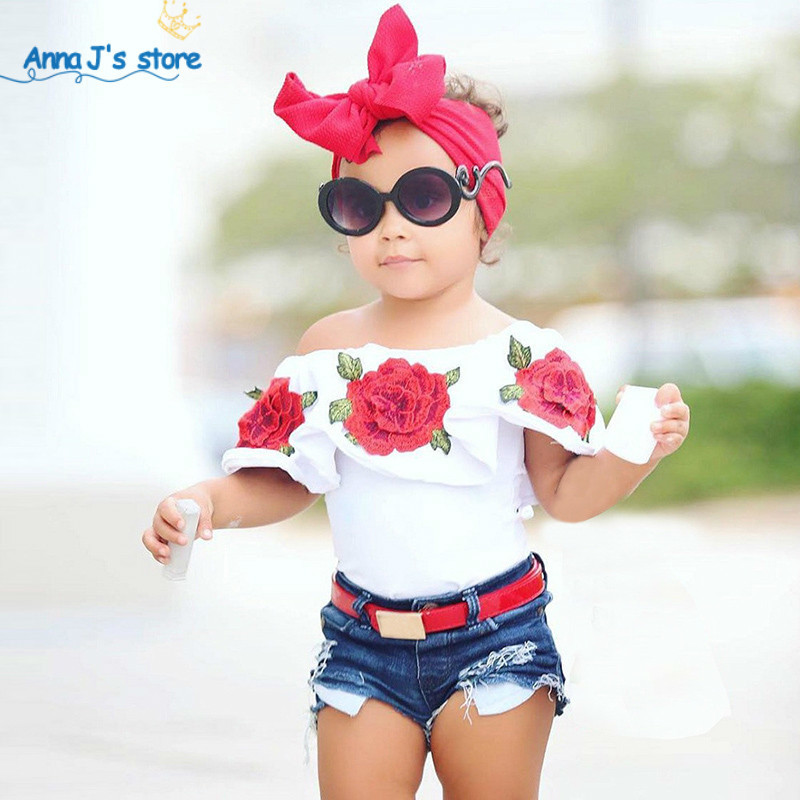 Nouveaux filles Fashion costume T-shirt à l'épaule de mot d'été et shorts de denim à paillettes 2pcs / set rose chemise de vêtements pour enfants