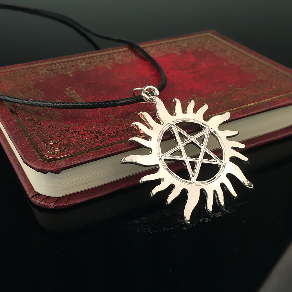 

Sun Pendant Necklace Supernatural Star for women men Movie Jewelry fasion Five-pointed Star Beautifully Necklace