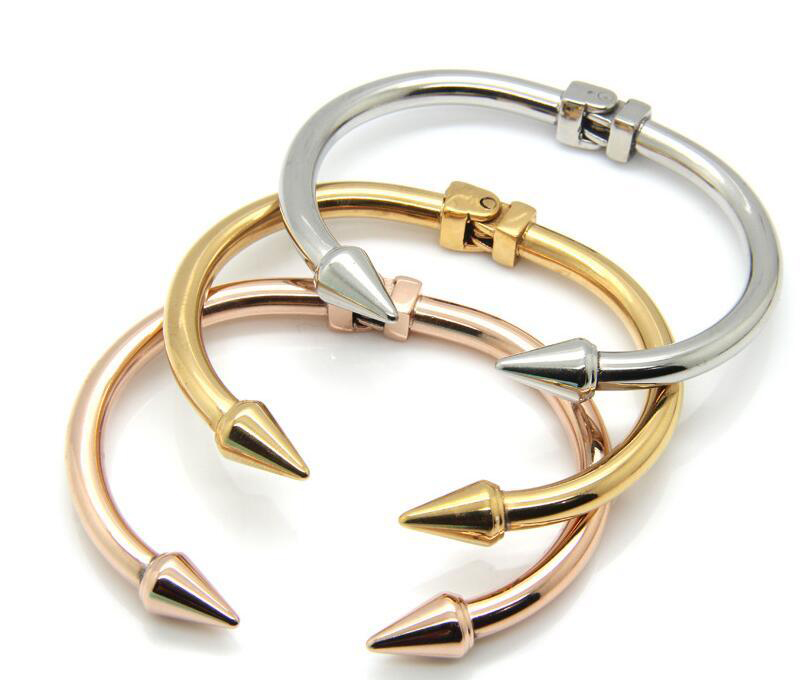 

Wholesale Fashion Nail Bracelet Stainless Steel Bracelet Punk Wind Rivet Cone Taper Titanium Steel Bracelet for man