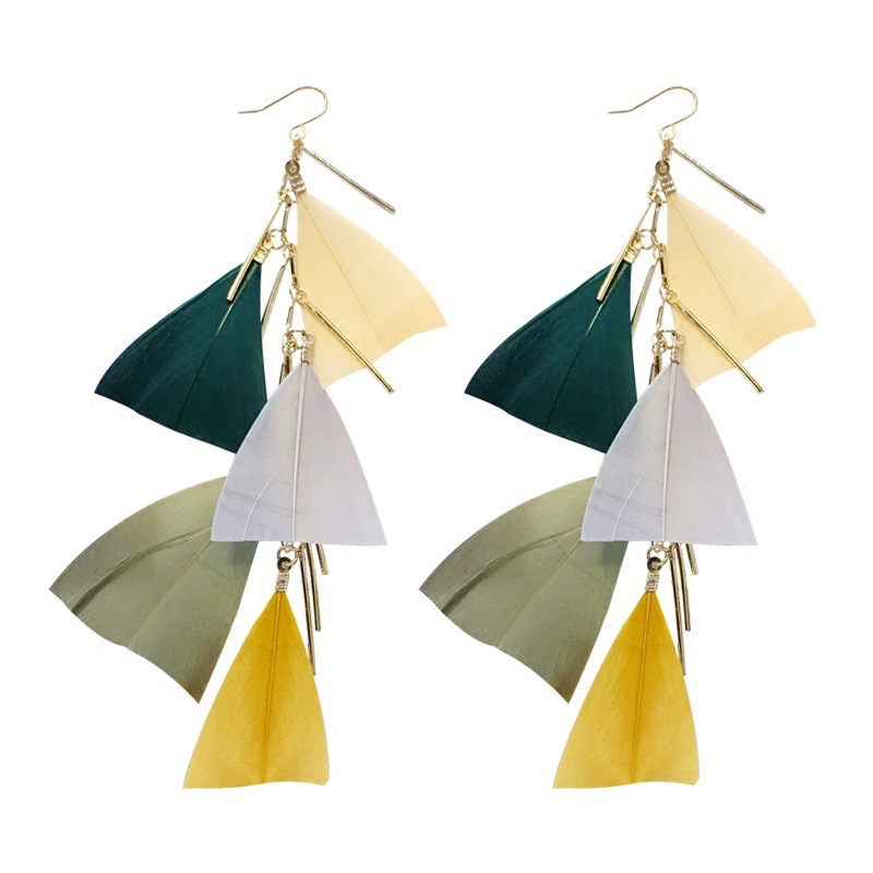 

Fashion personality long pendant earrings Bohemia holiday boho feather tassel wild earrings Colored feather beach dress matching earrings