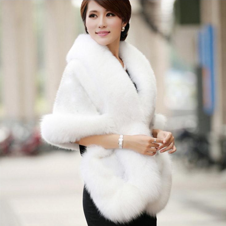 

2020 Fashion Faux Fur Bridal Wraps Wedding Shawl Cloak Scarf Women Fur Wedding Jacket Warm Coat Stole Bolero Shrug, White
