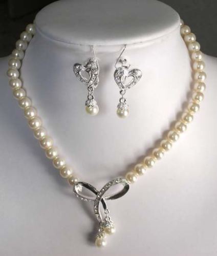 

Details about 7-8mm Genuine White Akoya Cultured Pearl Pendant Necklace & earrings 18''