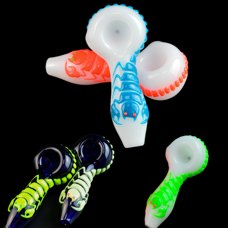 

New Arrival 4 Inch Glow in the Dark Glass Spoon Pipe Oil Burner Pipes Scorpion Heady Glass Pipes Multicolor Luminous Smoking Pipes GID10