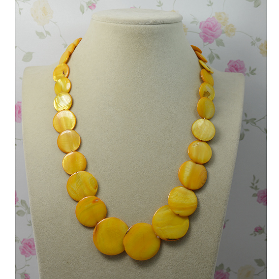 

Yellow Color Round Natural Shell Necklace Fashion Lady's Wedding Party Jewelry,Woman Gift Necklace New Free Shipping