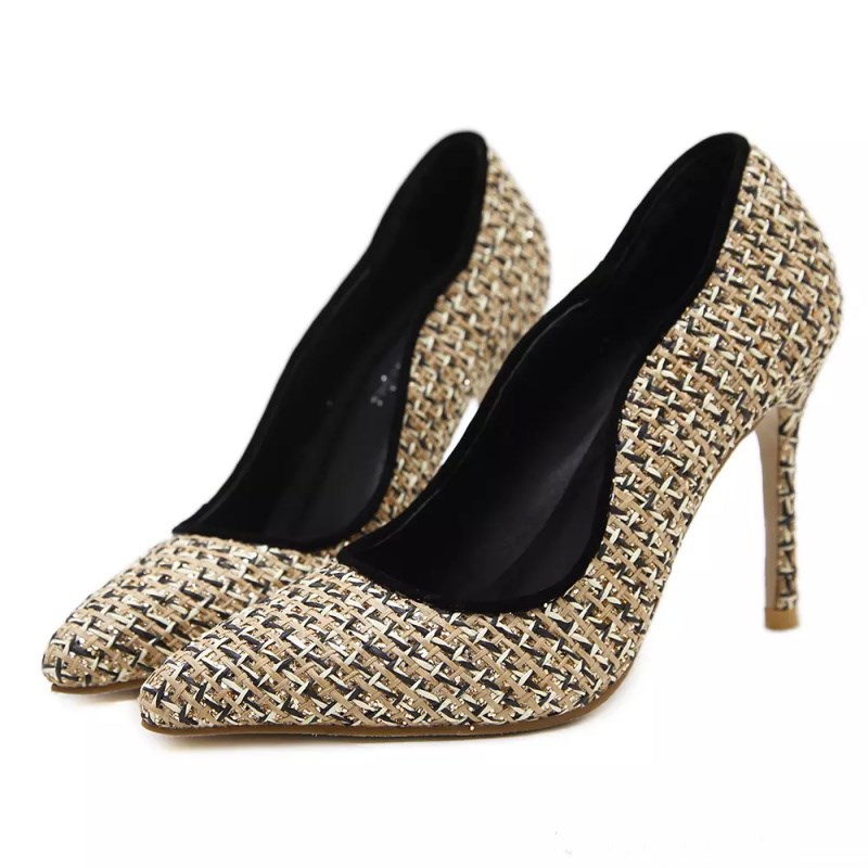 sandálias douradas 2018