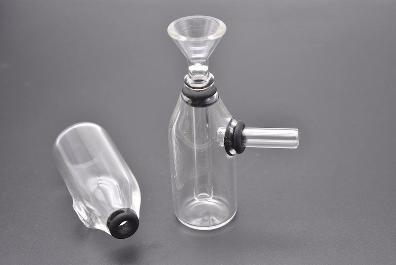 

Mini Bubbler water pipe Glass Oil Burner Bong 4.2" inch Smoking Oil Rigs Portable Hand Size Dab Rig with Carb Hole Detachable Downstem Pot