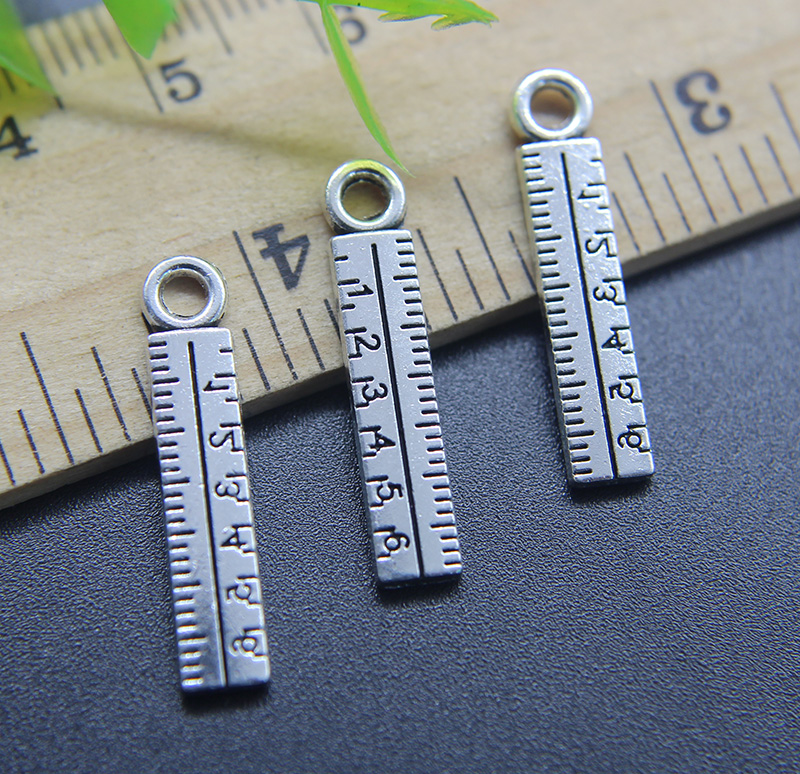 

Wholesale 100pcs Ruler Scaleplate Charms Pendant Retro Jewelry Making DIY Keychain Ancient Silver Pendant For Bracelet Earrings 24*5mm