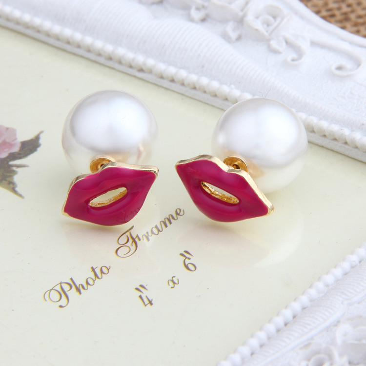 

Hot sale creative ear studs double side pearl earrings women's fashion sexy red lip pearl studs