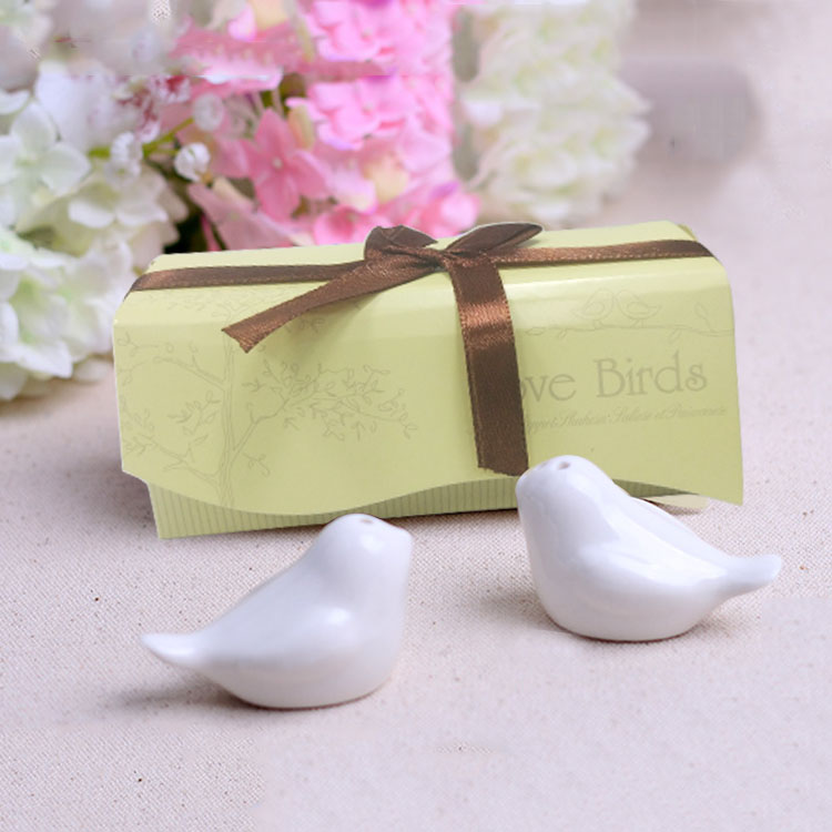 

FEIS wholesale lovebirds CERAMIC SALT & PEPPER SHAKERS wedding favor kitchen supplies kitchenware Seasoning pot Ceramic Cruet, White