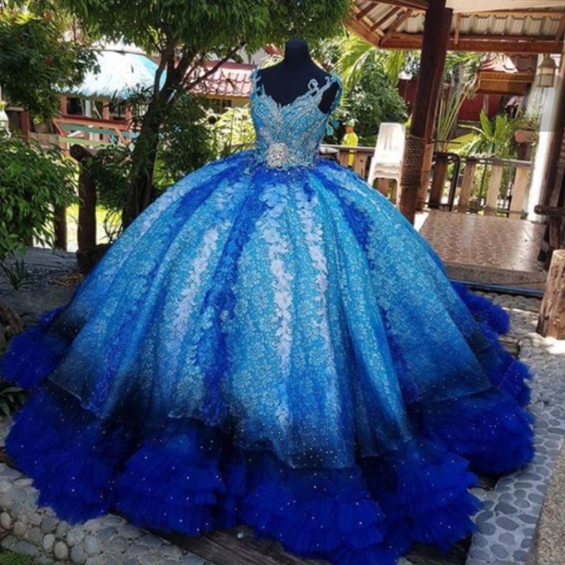 

Fabulous Gradient Fluffy Evening Dresses V-Neck Beads Applique Lace Ball Gown Red Carpet Dress Gorgeous Dubai Saudi Princess Prom Dresses