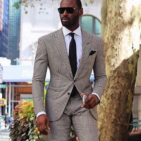 

New Fashion Slim Fit Side Vent Groom Tuxedos Peaked Lapel Two Button Groomsmen Blazer Men Formal Suit Party Prom Suit(Jacket+Pants+Tie) 139, Black
