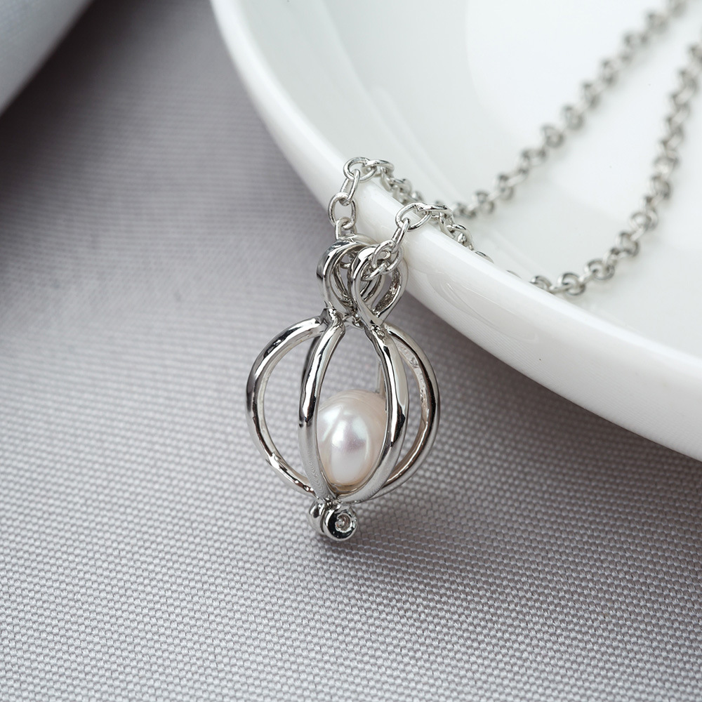 Pearl Cage Pendant Necklace 2020 new Love Wish natural Oyster Pearl Design Fashion Hollow Locket Clavicle silver Chain Necklace wholesale